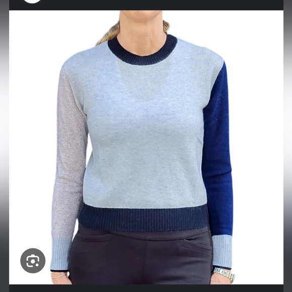 Brodie Cashmere Color Block Crew Neck Sweater in Blue Mist/Grey - size xs - Picture 1 of 8